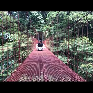 Meet your Posher, Christian